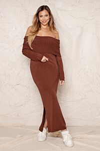 Eve Amore Offshoulder Knitted Dress Brown Front