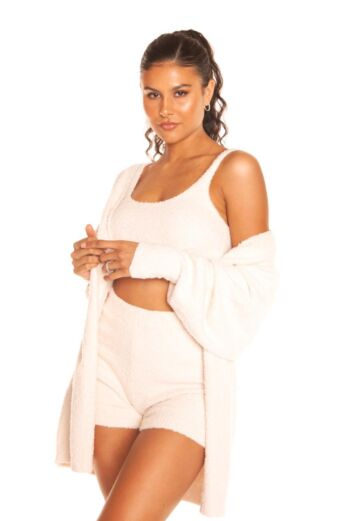 LA Sisters Fluffy Laid Back Three Piece Ivory Front