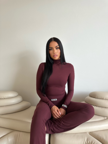 Kimmy Turtleneck Top Deep Cherry