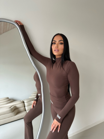 Kimmy Turtleneck Top Chocolate